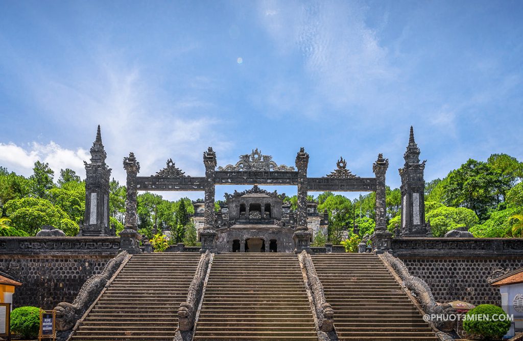 TOUR ĐÀ NẴNG – BÀ NÀ HILLS – KINH THÀNH HUẾ – LĂNG KHẢI ĐỊNH